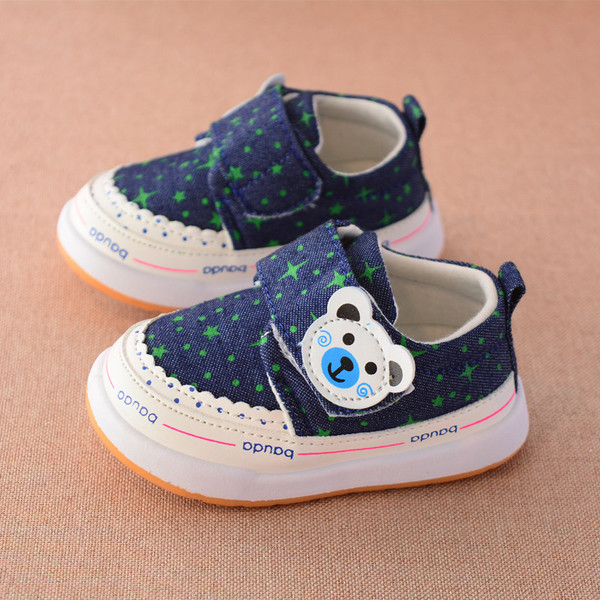 Γλυκά παπούτσια για κορίτσια και αγόρια