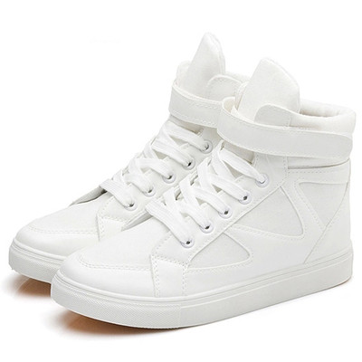 Κομψά και ψηλά γυναικεία αθλητικά παπούτσια με μπαλώματα και λορίδες σε τέσσερα σχέδια