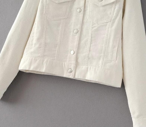 Πολύ άνετο και μοντέρνο γυαλιστερό γυναικείο σακάκι  - 4 μοντέλα