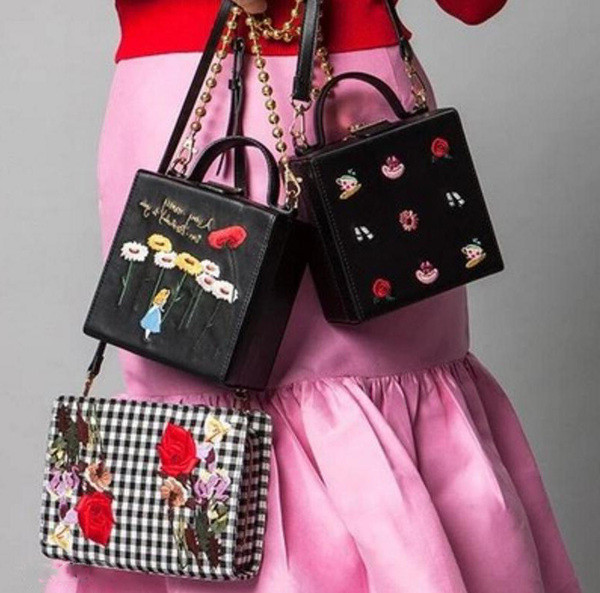 Κομψή γυναικεία τσάντα είδος  μίνι χαρτοφύλακα με μακρύ λορίδα ώμου - 4 μοντέλα