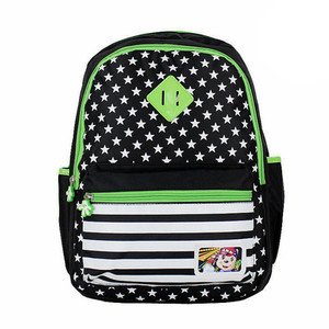 Σχολικό σακίδιο για αγόρια και κορίτσια σε τέσσερα χρώματα