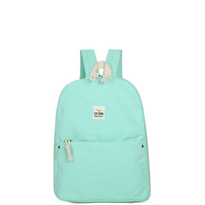 Απλό μοντέλο σακίδιο για τα κορίτσια σε τέσσερα χρώματα