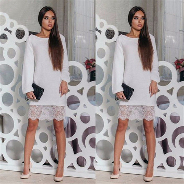 Ежедневна дамска рокличка с О-образна яка и много интересна красива дантела по края