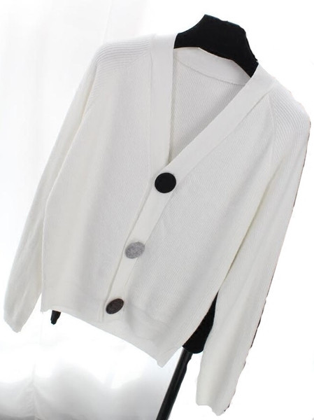 Ежедневна дамска жилетка с дълъг ръкав и V-образно деколте + много интересни големи шарени копчета