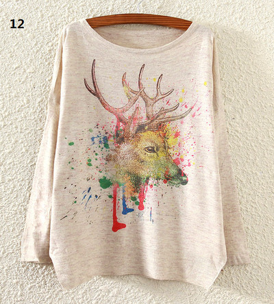 Ежедневен дамски пуловер с дълъг ръкав и най-различни шарени апликаций