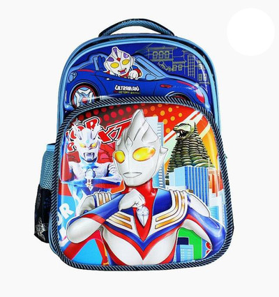 Τρέχον παιδικό σακίδιο με τρισδιάστατες εικόνες σε τρία διαφορετικά μοντέλα