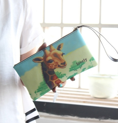 Πολύ ενδιαφέρουσες και κομψές τσάντες γυναικείες τσάντες με εύχρηστη λαβή - πολλά σχέδια και χρώματα