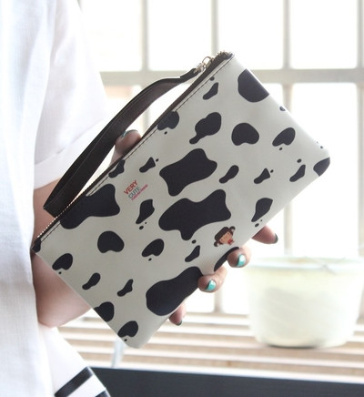 Πολύ ενδιαφέρουσες και κομψές τσάντες γυναικείες τσάντες με εύχρηστη λαβή - πολλά σχέδια και χρώματα