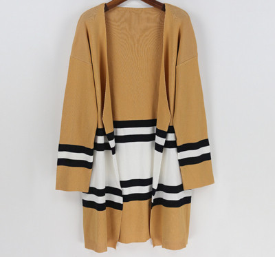 Πολύ όμορφη γυναικεία ζακέτα