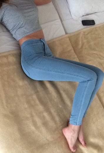 Ежедневни дамски дънкови панталони в актуален модел "slim fit" - 5 цвята