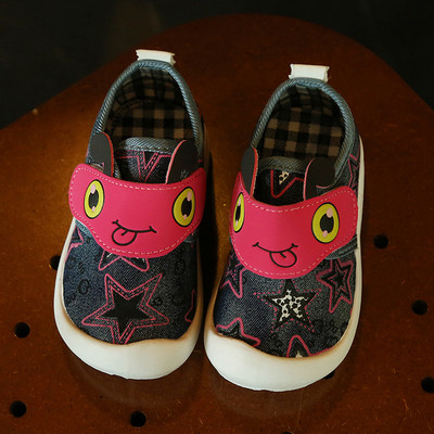 Αθλητικά παιδικά πάνινα παπούτσια για αγόρια και κορίτσια με ενδιαφέρον αυτοκόλλητα