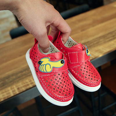 Παιδικά παούτσια για αγόρια σε τρία χρώματα