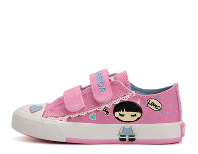 Γλυκά πάνινα παπούτσια για κορίτσια με αυτοκόλλητα, εικόνες και δαντέλα σε τρία χρώματα