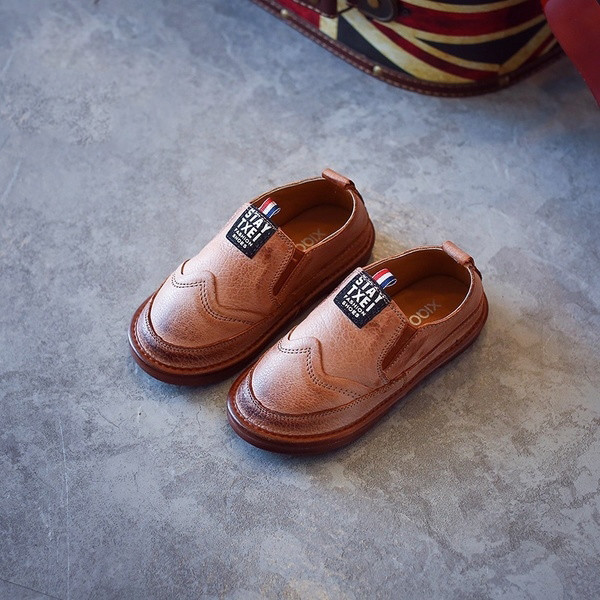Δερμάτινα μοκασίνια για παιδιά σε τρία χρώματα