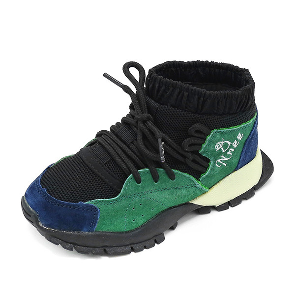 Αθλητικά παιδικά παπούτσια για αγόρια σε δύο χρώματα