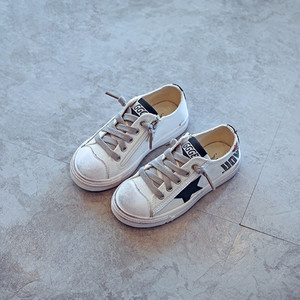 Κομψά παιδικά πάνινα παπούτσια για αγόρια σε διάφορα χρώματα