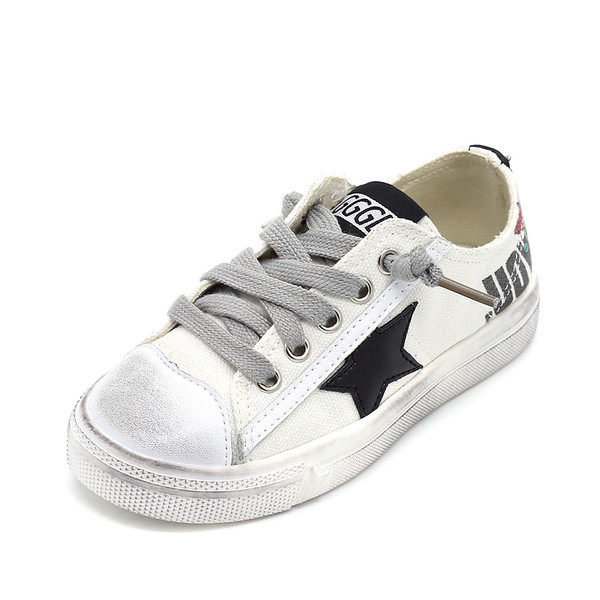 Κομψά παιδικά πάνινα παπούτσια για αγόρια σε διάφορα χρώματα