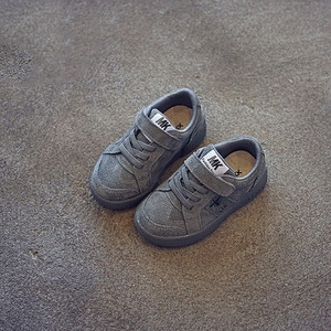 Γλυκά αθλητικά παπούτσια για αγόρια και κορίτσια, κατάλληλα για τη καθημερινή ζωή