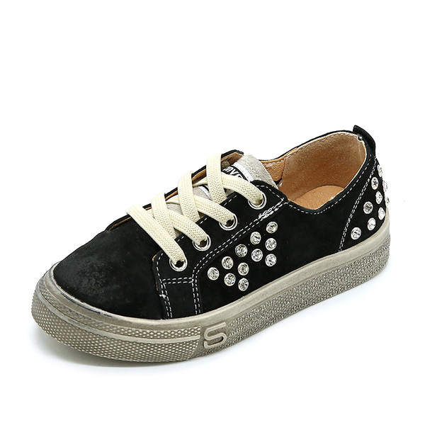 Κομψά παιδικά πάνινα παπούτσια για κορίτσια σε δύο χρώματα με πέτρινη διακόσμηση