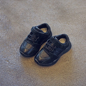 Ежедневни спортни маратонки за момчета и момичета в черен, бял и розов цвят