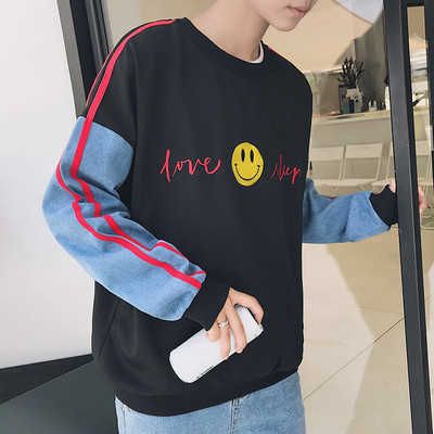 Ευρεία ανδρική μπλούζα με πολύχρωμα μανίκια και δίχρωμη εικόνα