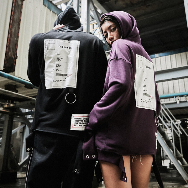 Спортно-елегантен мъжки суичър с качулка с аплиакция в два цвята