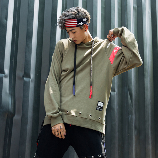 Ανδρικό φούτερ για το φθινόπωρο με κουκούλα και επιγραφή σε δύο χρώματα