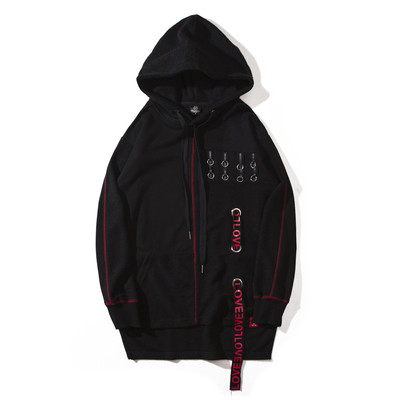 Αθλητικό ανδρικό φούτερ σε τρία χρώματα με κουκούλα και ενδιαφέρουσες επιγραφές