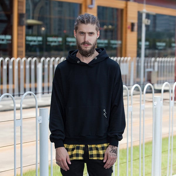 Απλό ανδρικό φούτερ με κουκούλα σε δύο χρώματα