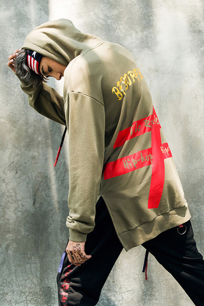 Κομψό και μακρύ αανδρικό φούτερ σε δύο χρώματα με επιγραφή και εφαρμογή στην πλάτη