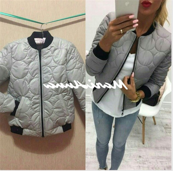 Ένα μοντέρνο γυναικείο μπουφάν κατάλληλο για τις κρύες μέρες