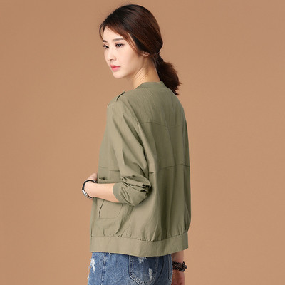 Тънко есенно яке за дамите в семпъл дизайн в зелен и розов цвят