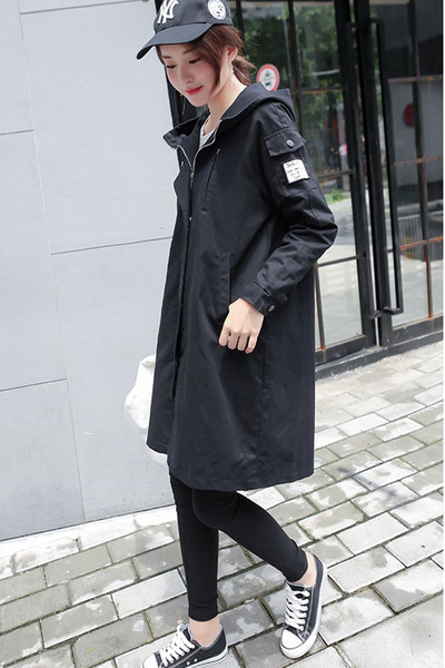 Κομψό μακρύ γυναικείο παλτό  με κουκούλα σε τρία χρώματα