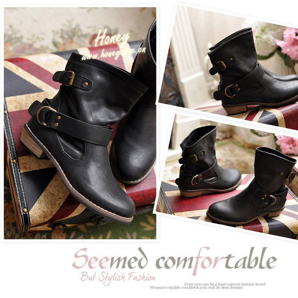 Καθημερινές γυναικείες μπότες σε μαύρο και  καφέ  χρώμα με ελαφρό τακούνι