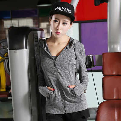 Дамски суичър в няколко цвята, подходящ за ежедневие и спорт