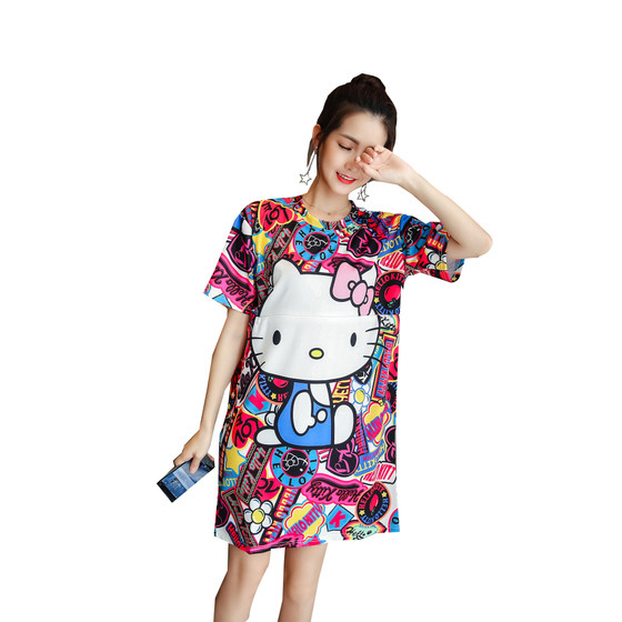 Πολύχρωμο γυναικείο φόρεμα με κοντό μανίκι με κινούμενη εικόνα