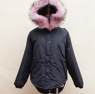 Χειμερινό γυναικείο μποφάν με χνούδι στο κολάρο - 4 μοντέλα