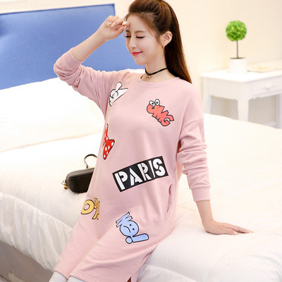 Σπορ-κομψό φόρεμα για έγκυες γυναίκες με εφαρμογές σε τρία χρώματα