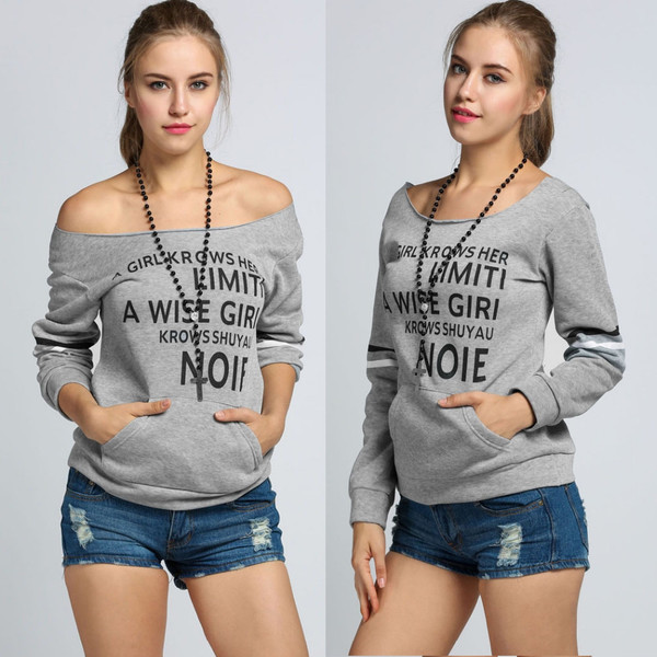 Καθημερινή γυναικεία μπλούζα σε γκρι χρώμαή και τσέπη