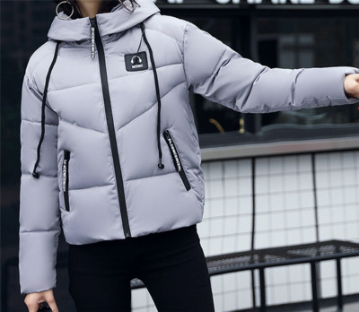 Κομψό χειμωνιάτικο γυναικείο σακάκι με κοντό μανίκι  με κουκούλα σε διάφορα χρώματα