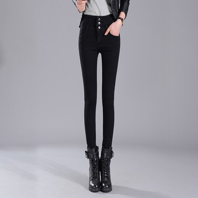 Μοντέρνο και πολύ ενημερωμένο γυναικείο παντελόνι λεπτό μοντέλο 