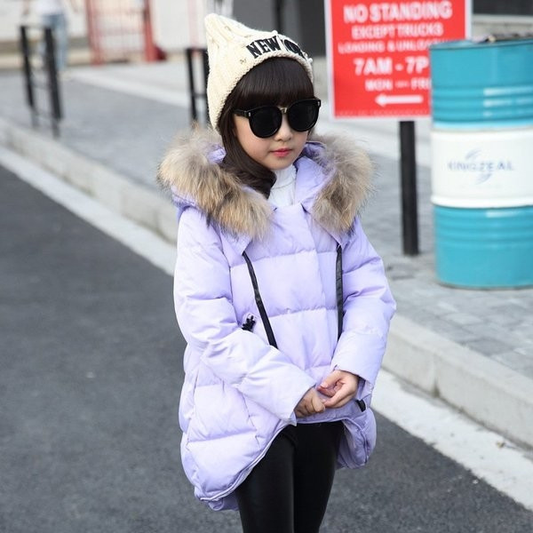 Κομψό παιδικό  χειμωνιάτικο μπουφάν  για τα κορίτσια σε ασύμμετρο μήκος  και με κουκούλα