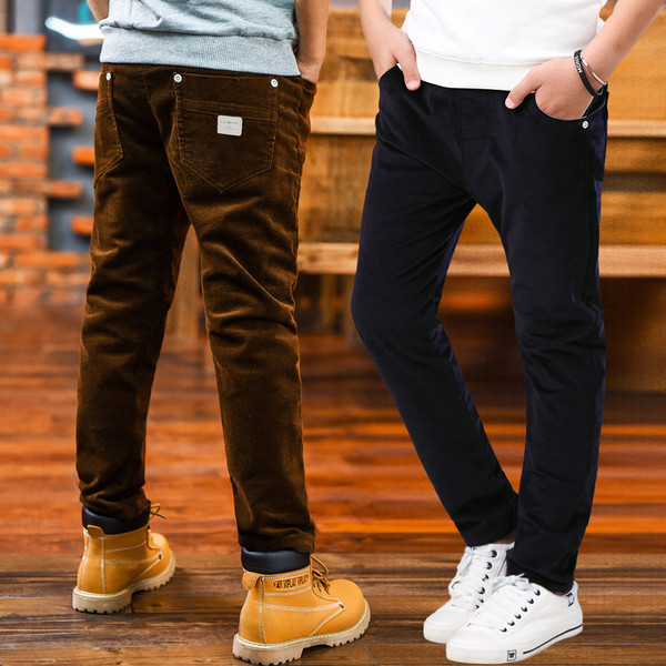 Κομψό παιδικό παντελόνι για  αγόρια σε καφέ και μαύρο χρώμα, κατάλληλο για κάθε μέρα