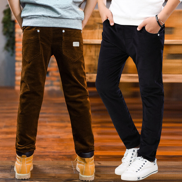 Κομψό παιδικό παντελόνι για  αγόρια σε καφέ και μαύρο χρώμα, κατάλληλο για κάθε μέρα