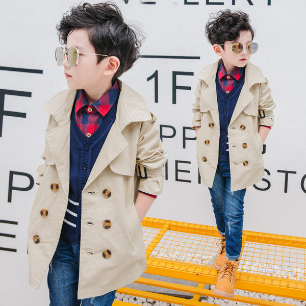 Стилно детско палто за момчета в син и бежов цвят