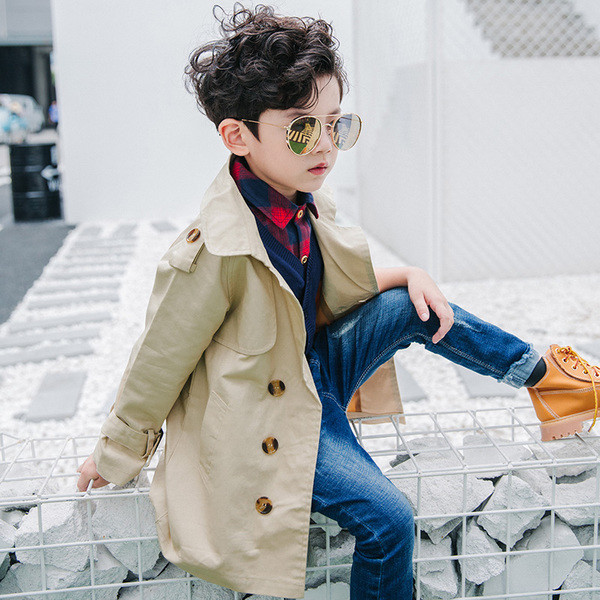 Стилно детско палто за момчета в син и бежов цвят