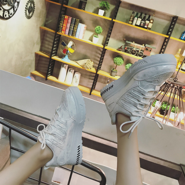 Casual  γυναικεία παπούτσια με υψηλή πλατφόρμα σε τρία χρώματα