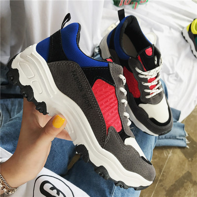 Цветни спортни маратонки за дамите с много удобна устойчива подметка