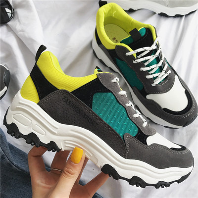 Цветни спортни маратонки за дамите с много удобна устойчива подметка