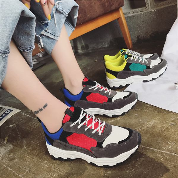 Цветни спортни маратонки за дамите с много удобна устойчива подметка